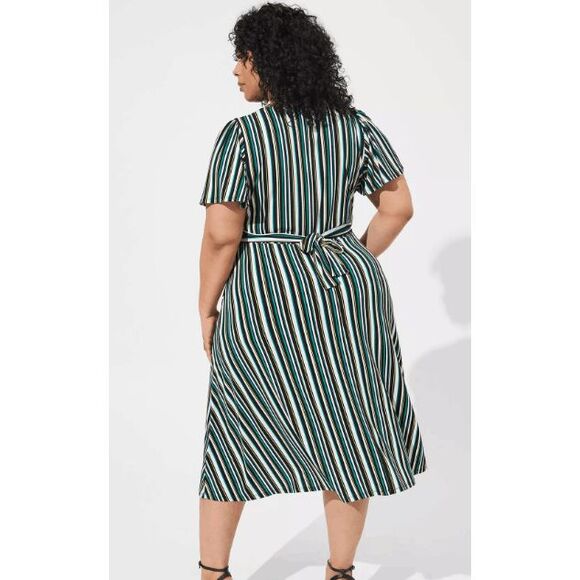 Torrid Midi Crepe Studio Knit Flutter Sleeve Dress Size 1 - Picture 2 of 13